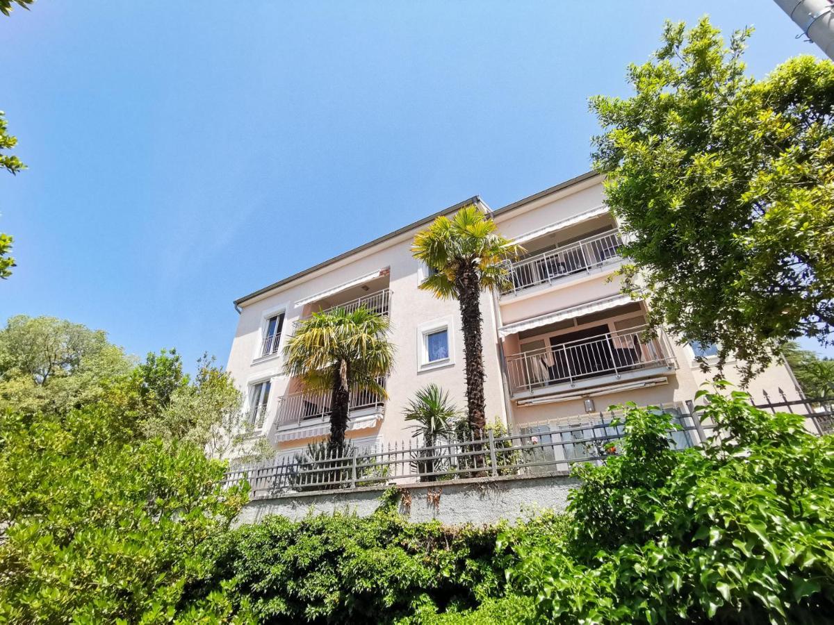 Villa Sara Lux Crikvenica Buitenkant foto
